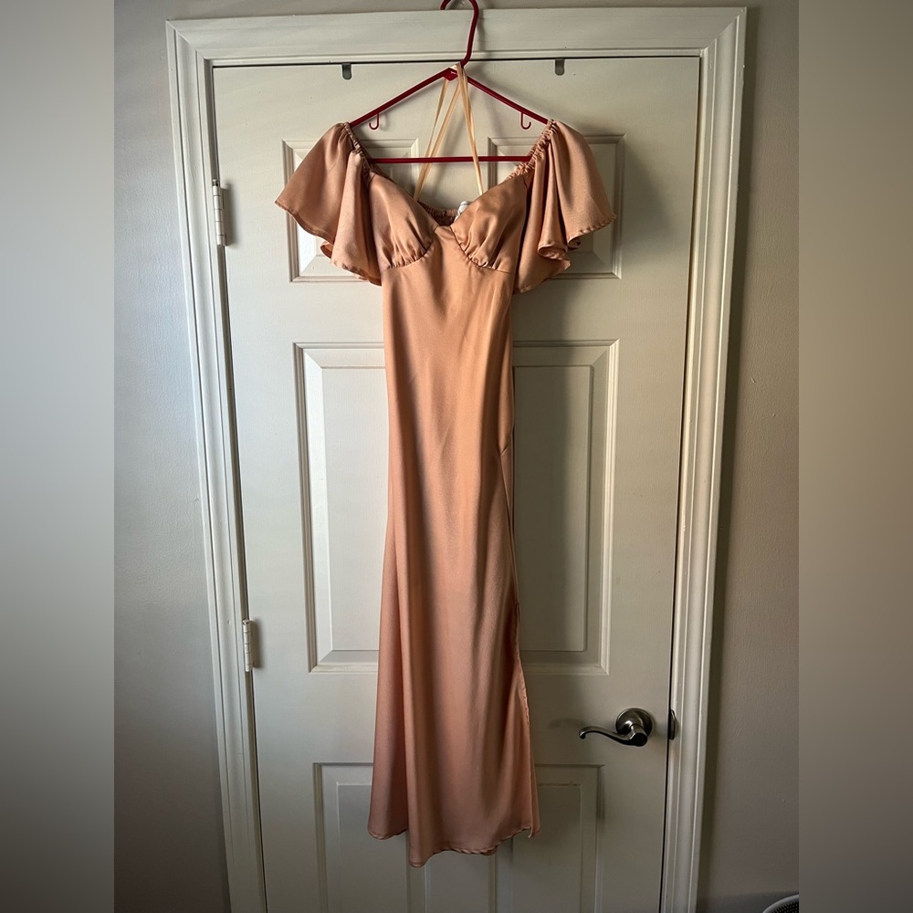 Selfie Leslie Pink satin dress with adhesive cups!